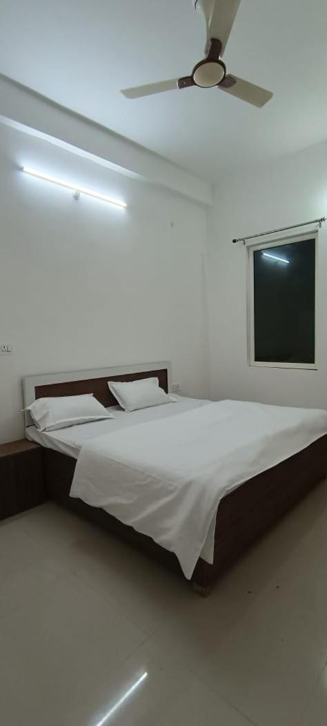 Guest house Geeta Dham